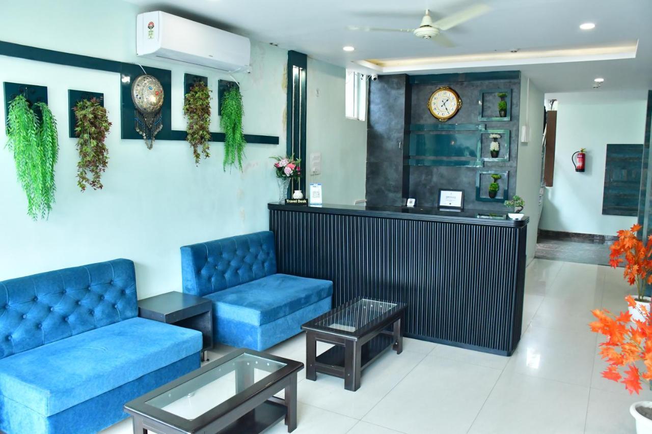 ורנאסי Hotel Yatharth Inn מראה חיצוני תמונה